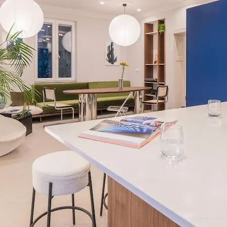 Daire Centre Design *