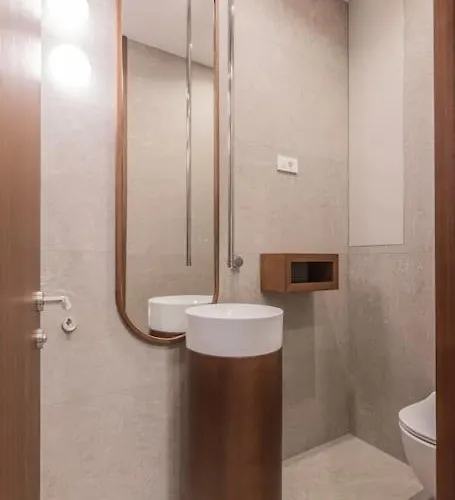 Апартаменты Centre Design *